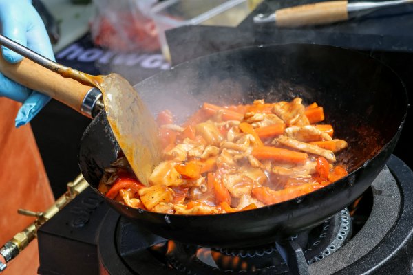 HOT WOK Original 7 kW gasbrännare inkl. wokpanna 30 cm