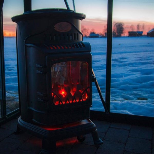 Gasolkamin Provence - Mattsvart inkl vedset